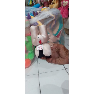 boneka kucing s