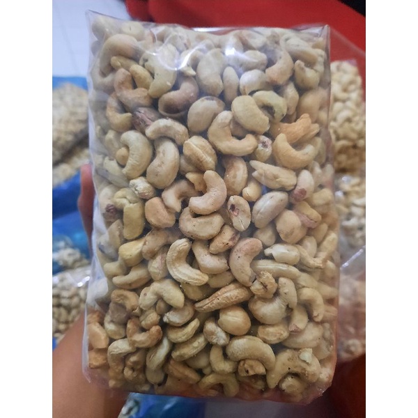 

KACANG METE SK1 SULAWESI