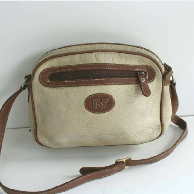 Preloved Nina Ricci Sling Bag