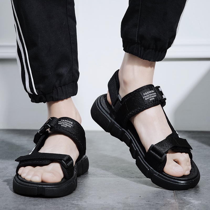 [COD &amp; Kirim Hari ini] Sendal Pria Tali Belakang Yang Bisa Dilepas Sandal Pria Sendal Gunung Pria Sandal Gunung Pria Sendal Pria Kakinien Sendal Cowok Kekinian Sendal Pria Casual Sendal Kasual Pria Sendal Fashion Pria Sepatu Sandal Pria