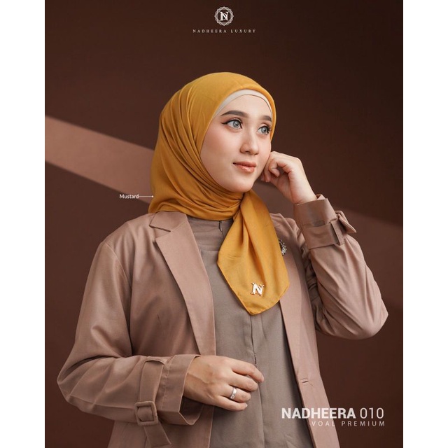 nadira hijab store