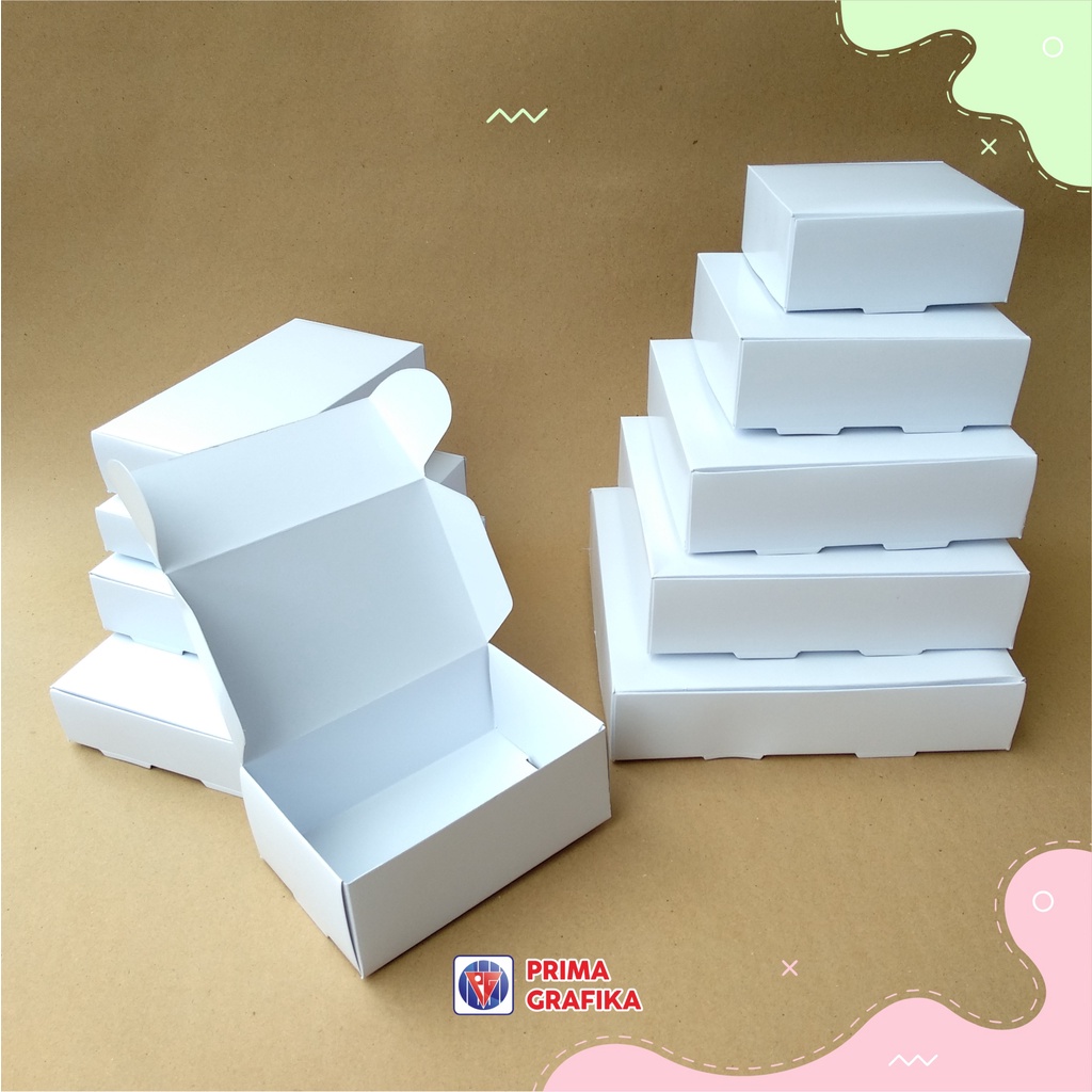 

Kardus Packing Putih Polos 12x12x5 Multifungsi / Box Kemasan / Paperbox