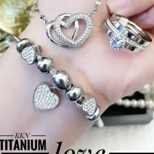 Set Perhiasan Titanium Wanita 940