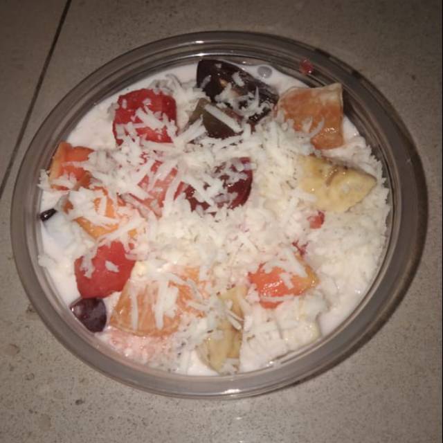

Salad buah sehat
