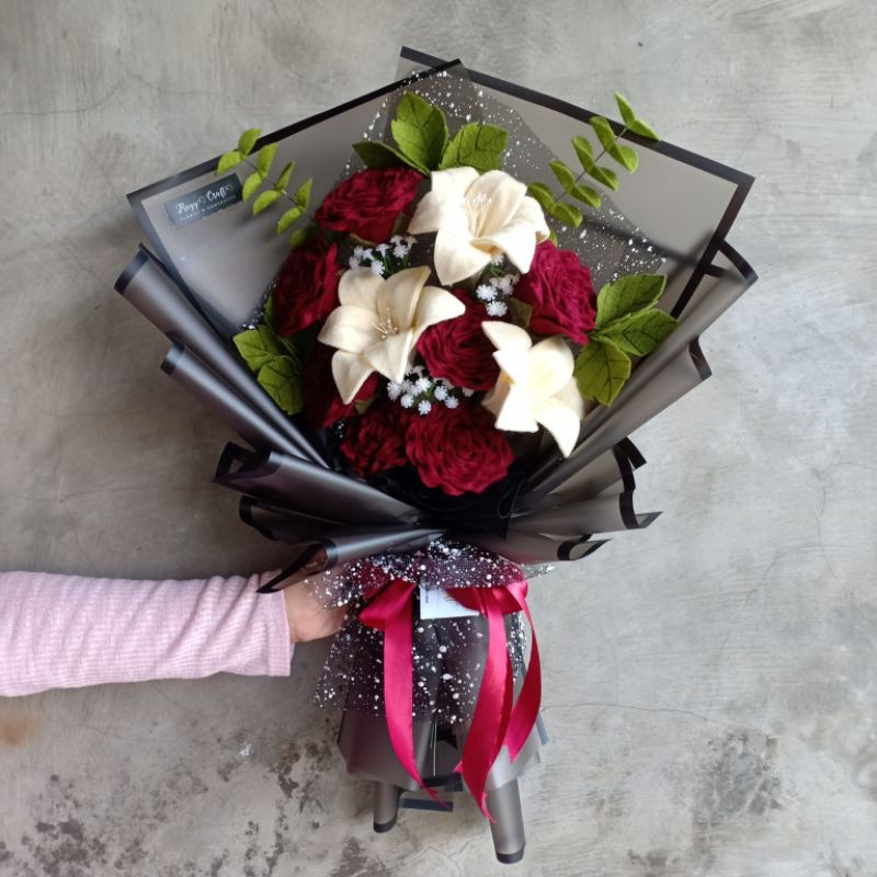  BUKET  BUNGA  WISUDA FLANEL  BOUQUET WEDDING Shopee  Indonesia