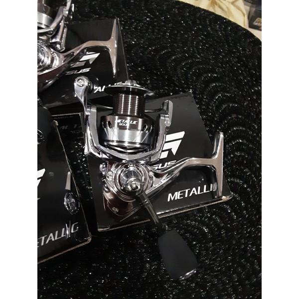 Spesial reel versus metallic 2000 body metal power handel Limited