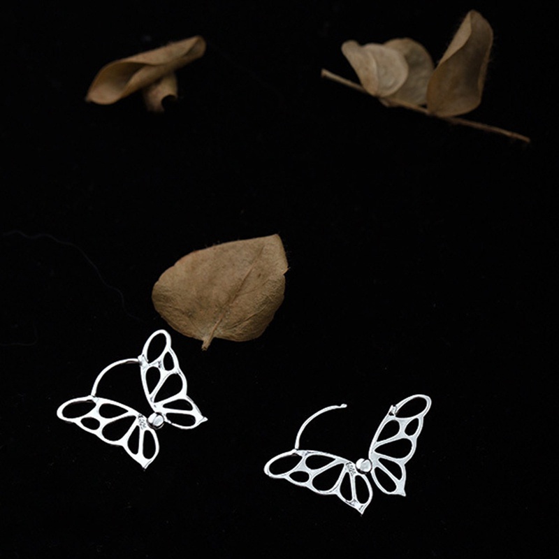 Fancyqube Anting Hoop Desain Butterfly Hollow Bahan 925 Sterling Silver Untuk Wanita
