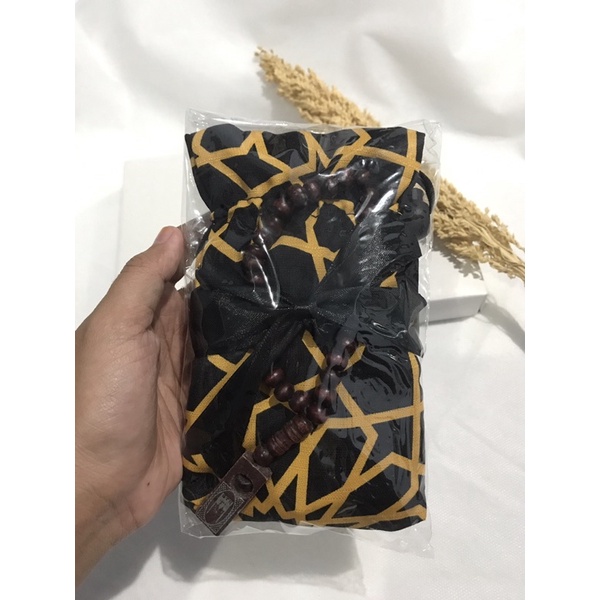 SOUVENIR HAJI UMROH/ SOUVENIR SAJADAH TRAVELING/SOUVENIR AQIQAH/KHITAN/HAMPERS SAJADAH