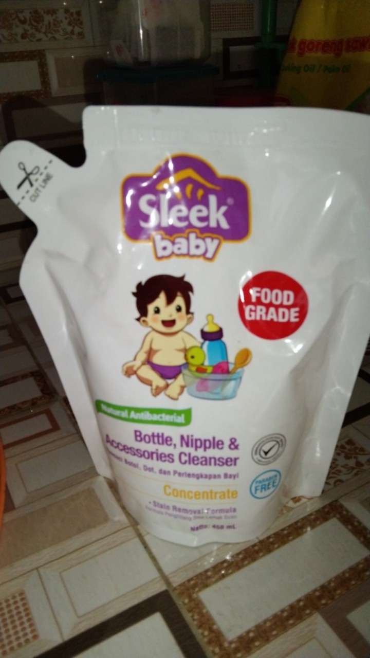 Sleek Cairan Pencuci Botol Refill 450 Ml
