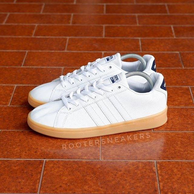 Adidas neo advantage cloudfoam white gum