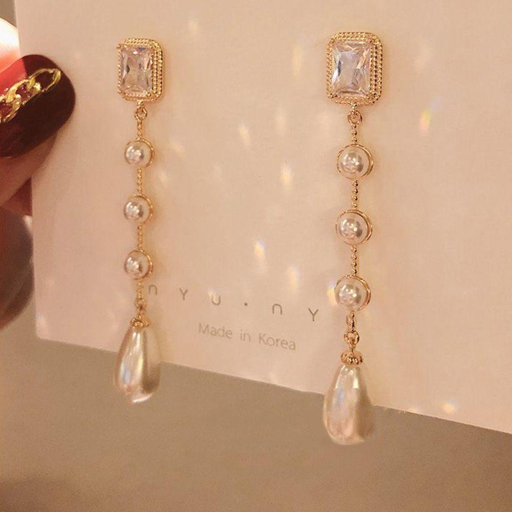 Mxbeauty Anting Perempuan Retro Vintage Mutiara Tetesan Air Temperamen Zirkon Perhiasan Fashion