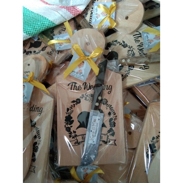 souvenir talenan set pisau