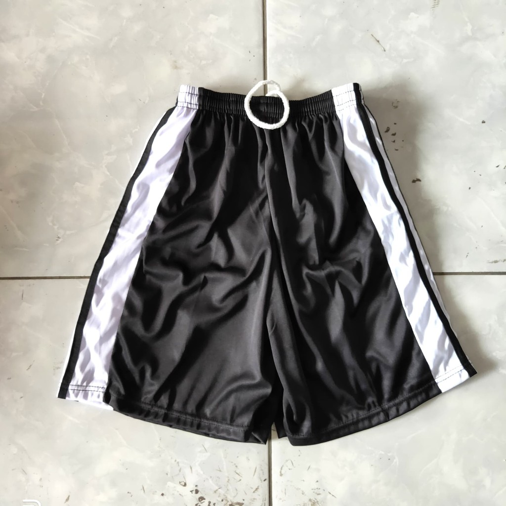 Celana Olahraga Bola Pendek Polos Hitam Strip Putih Grade Lokal