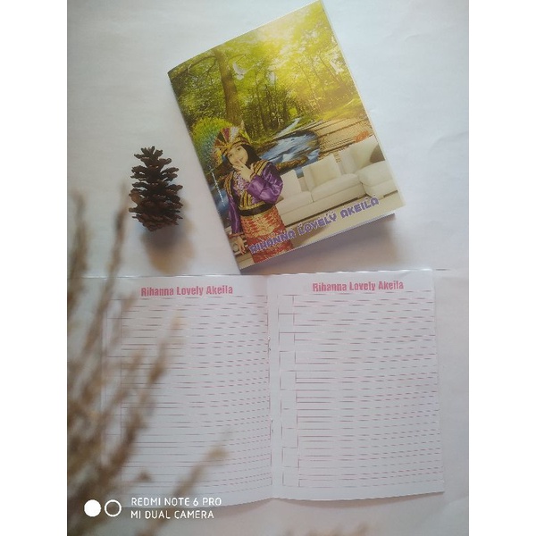 

Buku halus costum 3 garis