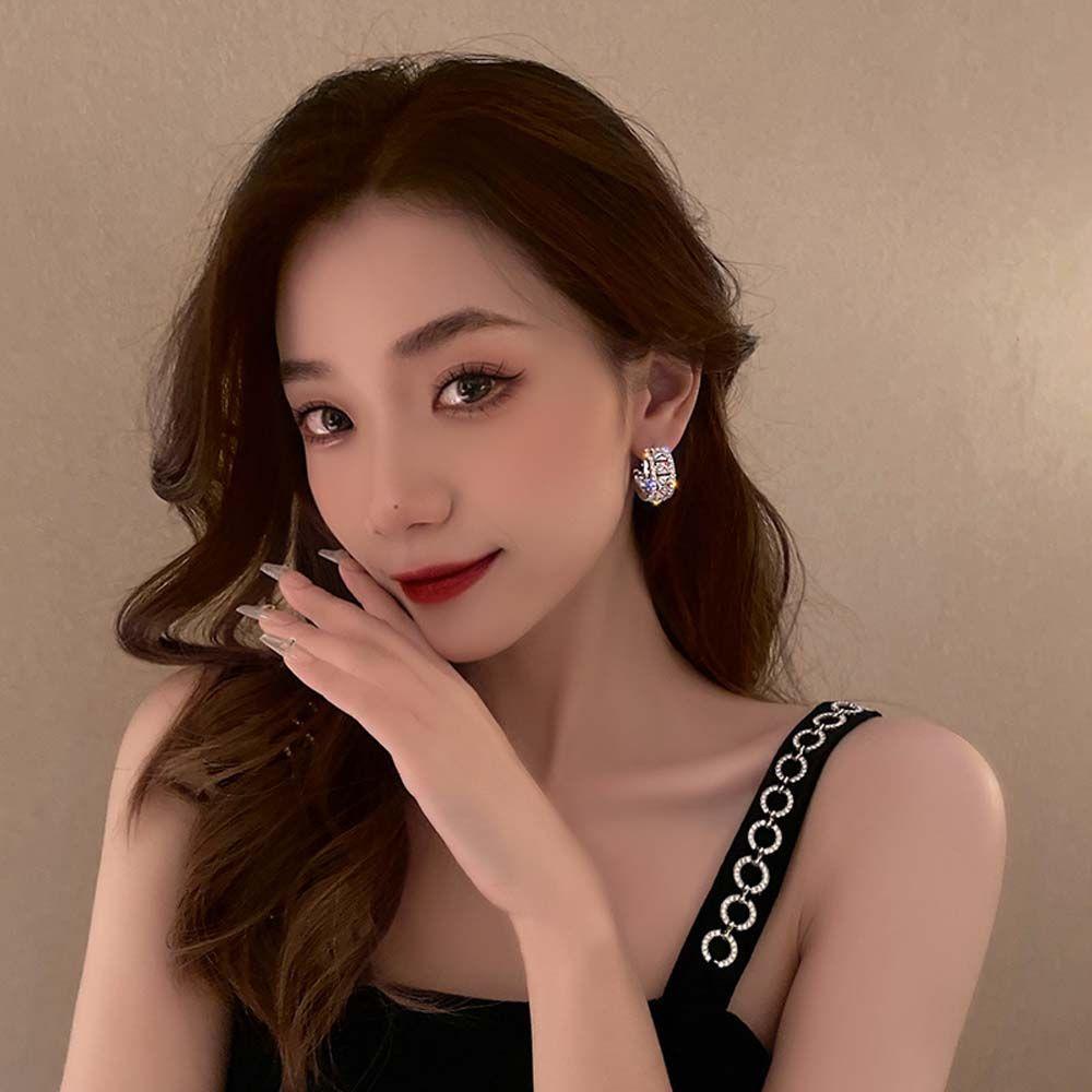 Needway Anting Hoop Geometris Mengkilap Kecil Gaya Wangi Berlian Imitasi Bulat Aksesoris Telinga Zirkon Anting Korea