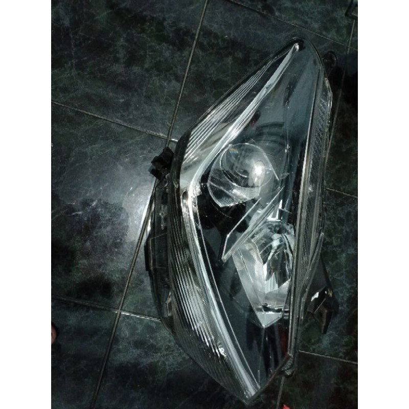 headlamp toyota agya 2019 kanan