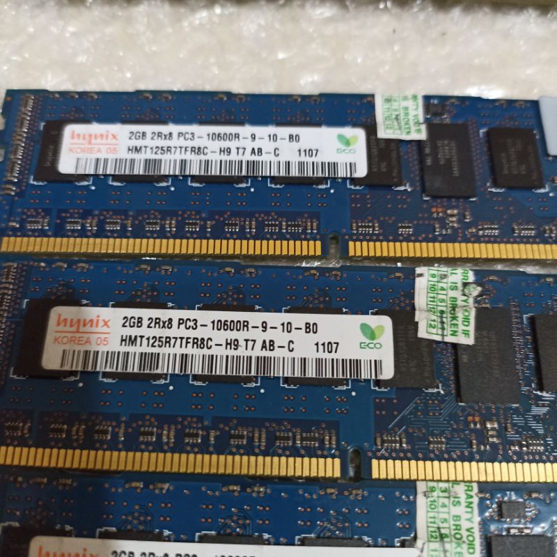 RAM / Memory Server 2GB DDR3 PC10600R bekas