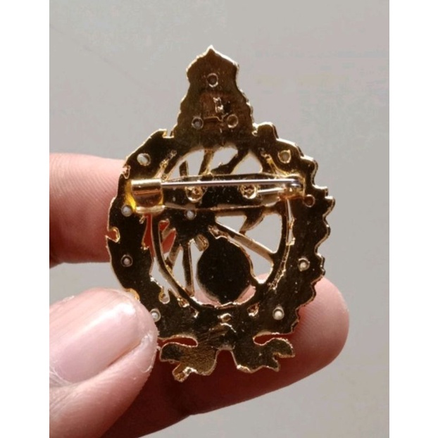 Bros Lambang Atau Lencana Keraton Surakarta Hadiningrat