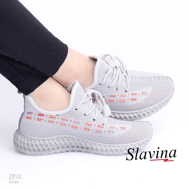 [JUALSEMUA18]Sepatu Slavina TW18