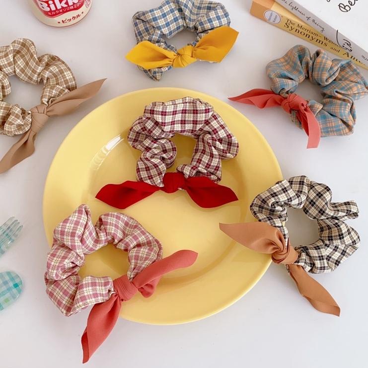 Pencarian Terbaru Town Shell Premium Bow FLOEER Tartan Scrunchy / Scrunchie / Scrunchies / Ikat Rambut Korea Jepang Kotak Kotak