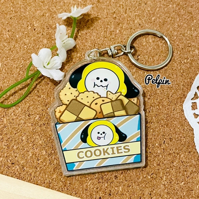 gantungan kunci akrilik bt21 snack bts kpop keychain besar chimmy van tata cooky shooky rj van koya