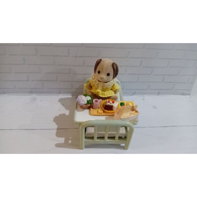 sylvanian bed hospital rare