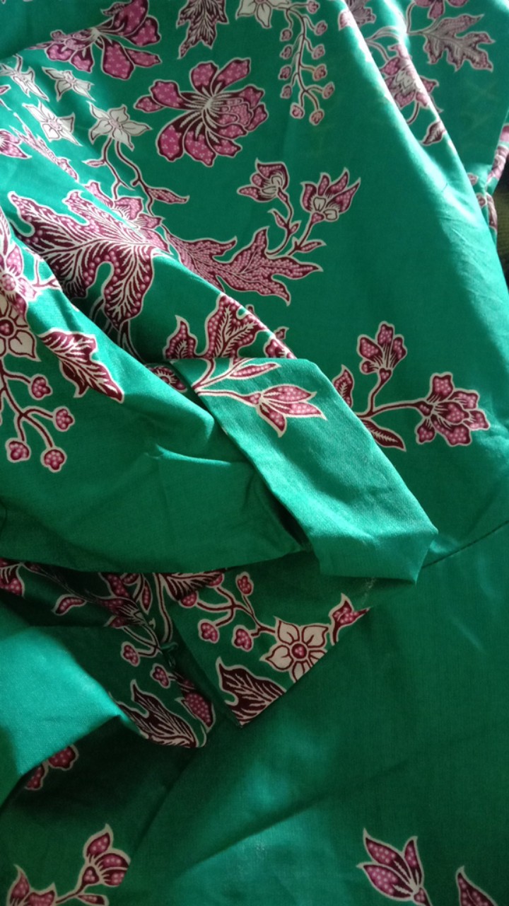 Batik Kevin - Baju Atasan Batik Wanita - Batik Jumbo Wanita -  Atasan Batik Kerja - Tunik Batik