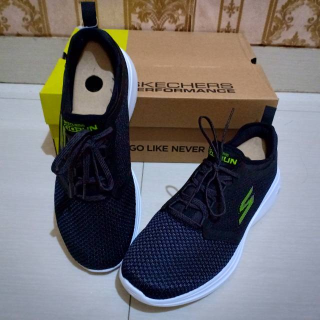 Skechers ORI MURAH Sepatu PRIA WANITA