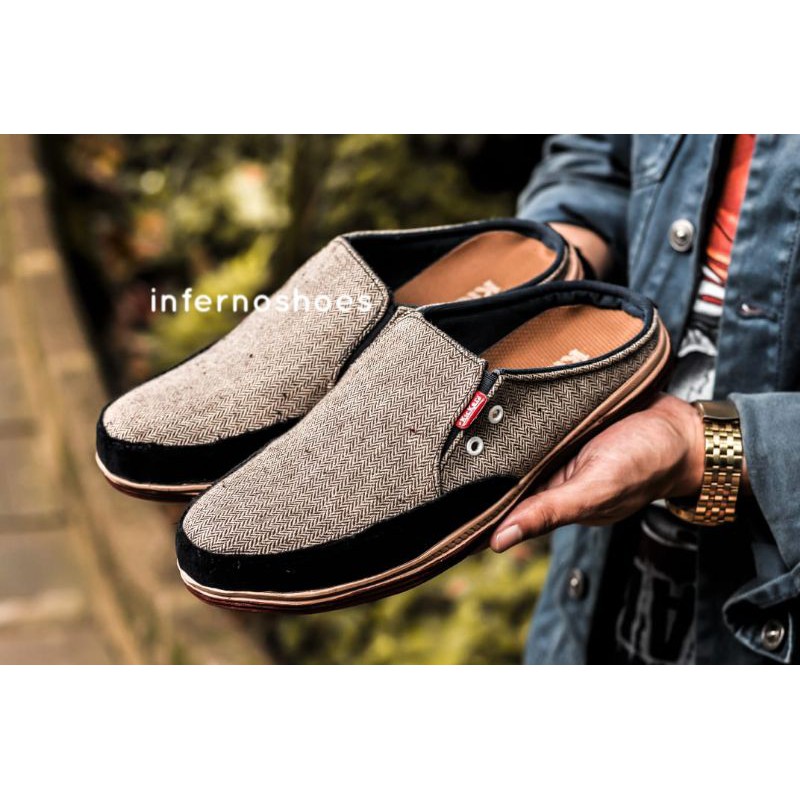 Sepatu Casual Slip On Pria Bustong Suede Kanvas