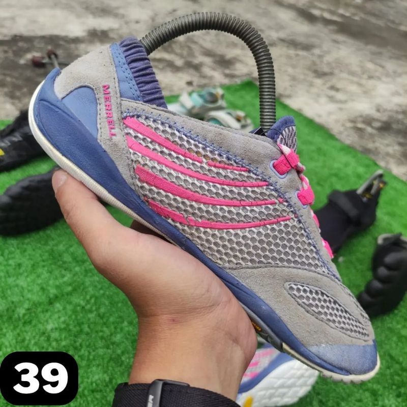 sepatu outdoor Merrell pace glove wisteria 39