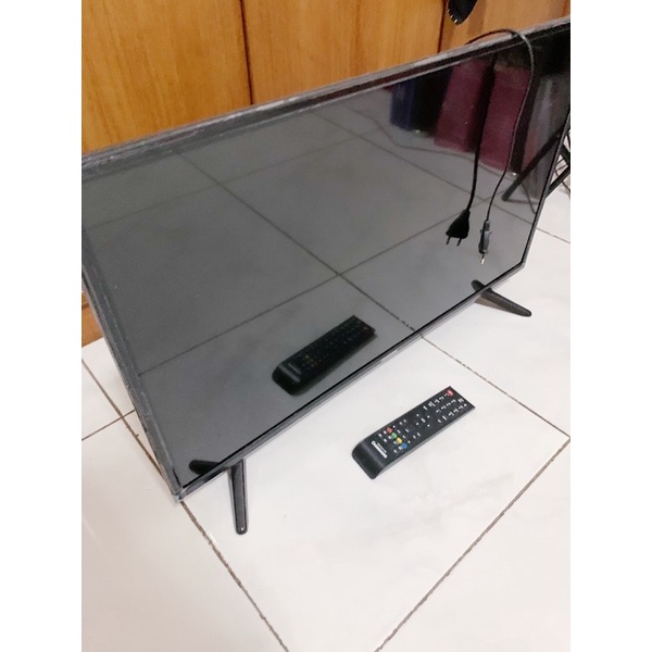 preloved tv changhong LED 32 E2000 tv second bekas