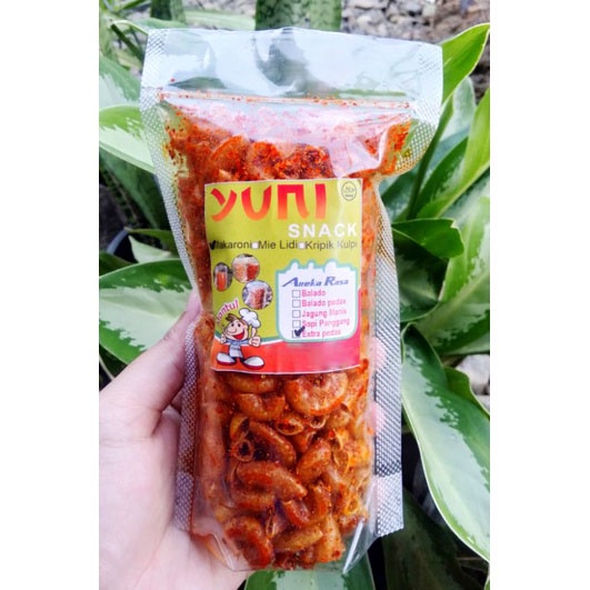 

Makaroni bantet extra pedas mantep 100gr