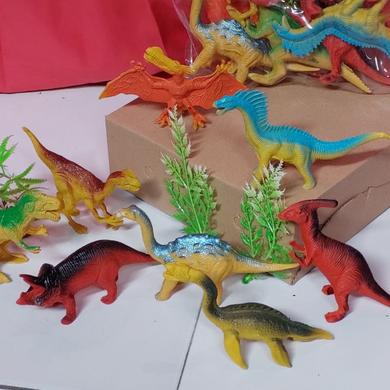 Image of mainan hewan dinosaurus dino bahan plastik isi 8 dino + pohon - JURASIC PARK #1