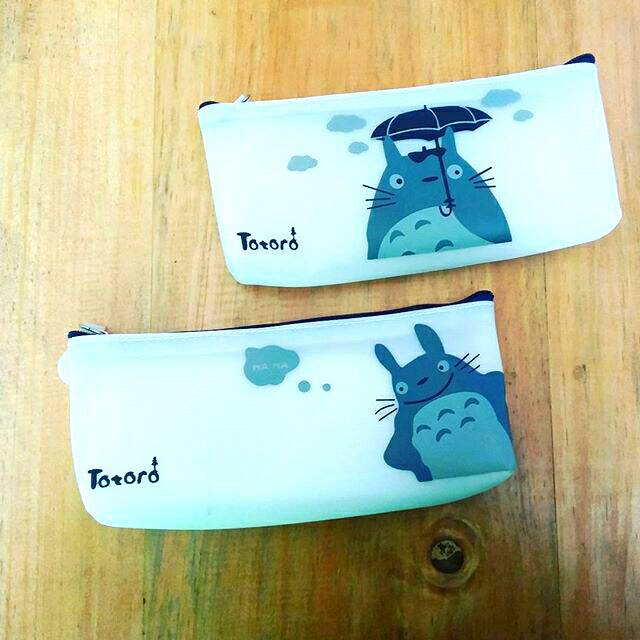 

Dompet pensil totoro