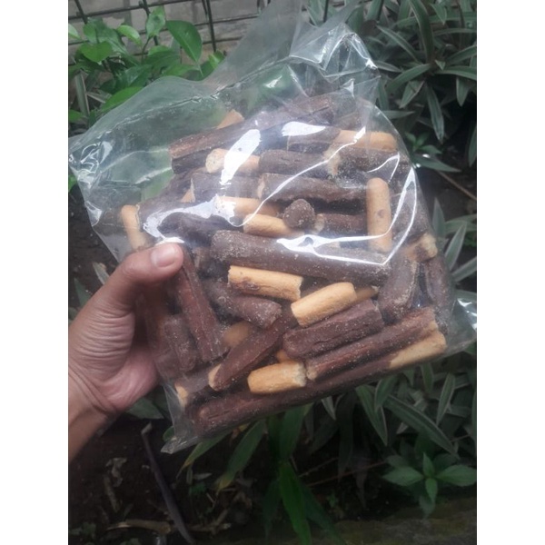 KUE KARTIKA SARI PATAHAN CHOCOSTIK