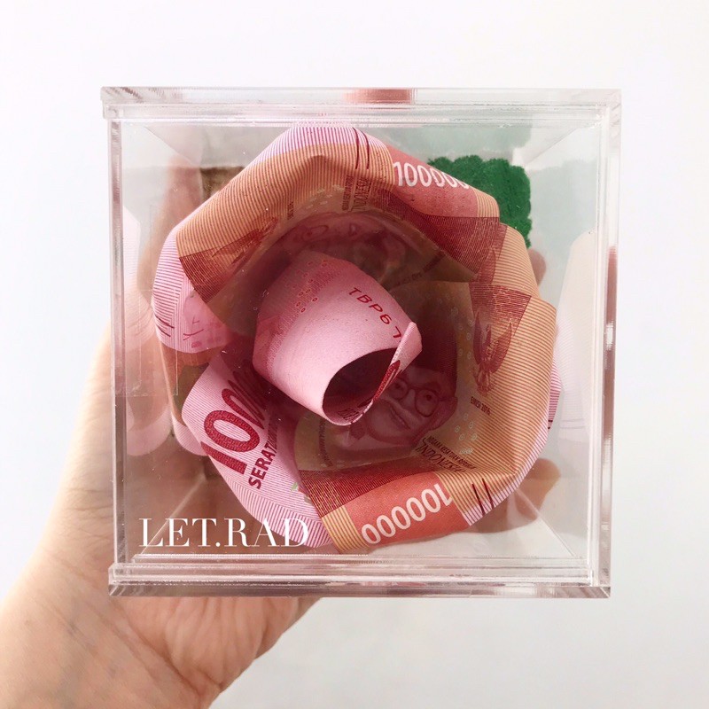 

Bunga uang boks akrilik/money flower acrylic box