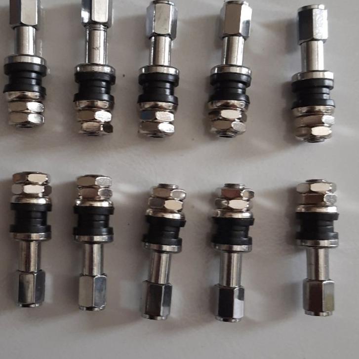 ♣ Dop tubles - Pentil tubeless - tubles besi chroom panjang 4.5cm motor - mobil 10biji ✰