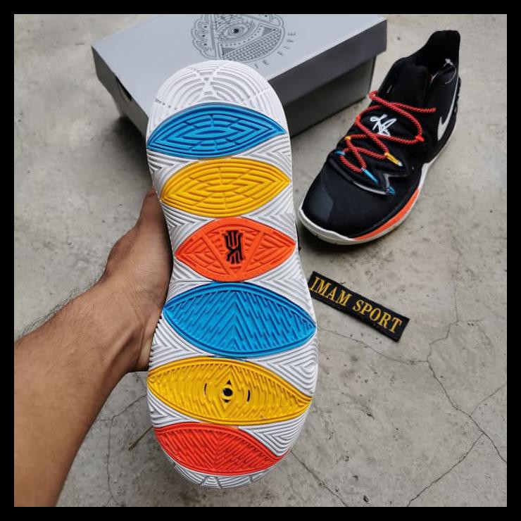 GRATIS  SEPATU BASKET NIKE KYRIE IRVING 5 X FRIENDS PREMIUM QUALITY