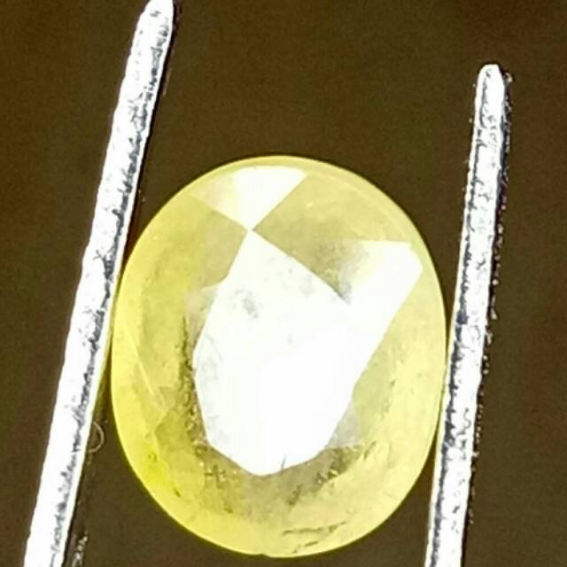 Yellow sapphire Africa 2.35 crt