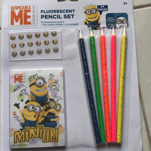 

Pensil warna set minion