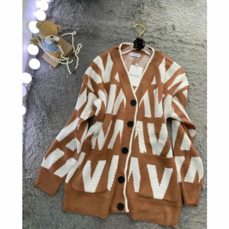 Valentino Cardigan Oversize Rajut Logo Intarsia Woll Korea Style