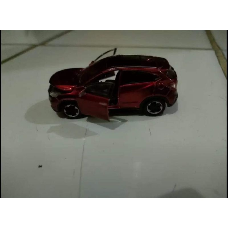 Diecast Era Car Honda Vezel / HRV