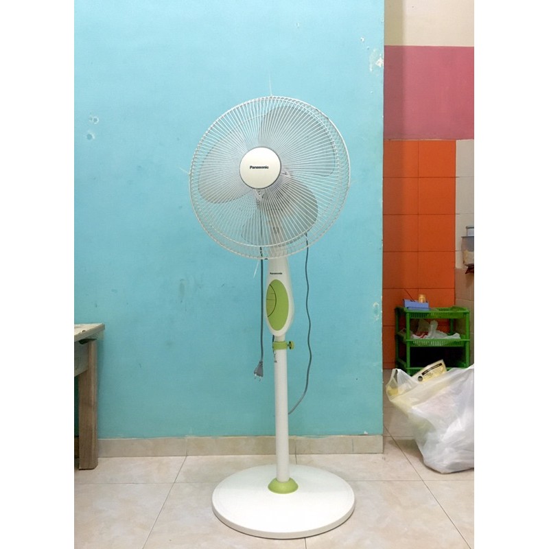 Kipas Angin Berdiri / Stand Fan Panasonic F-EP405-Ijo Muda (bekas)