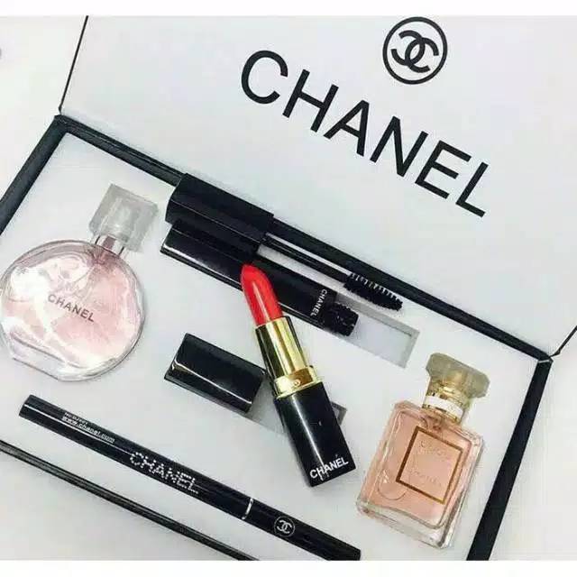 Chanel Makeup Set 5in1 / Parfume Gift Set