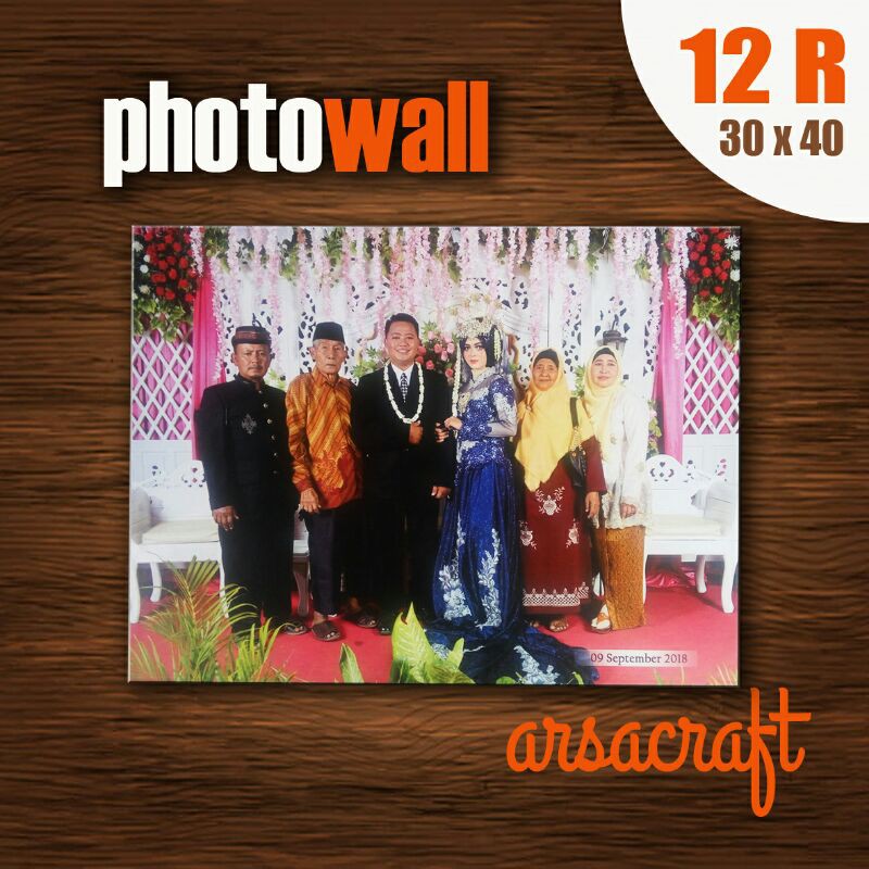 Cetak Foto dan Bingkai BESAR 12R / photowall 30x40cm//bingkaikayu
