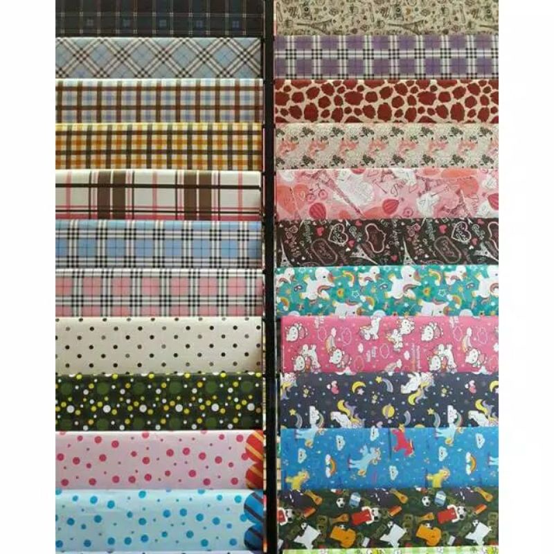 KERTAS KADO DAN KARTU UCAPAN LUCU MOTIF BUAT BUNGKUS HADIAH