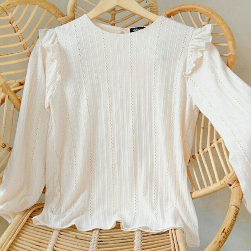 Edmee Outfit - Lily Blouse