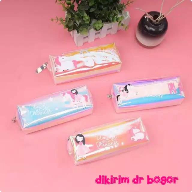 

Tempat Pensil Hologram Unicorn Cute ~♥~