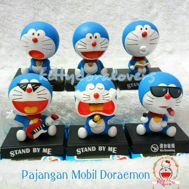 Pajangan Mobil / Figure Shio Doraemon Hellokitty Stitch MickeyMinnie