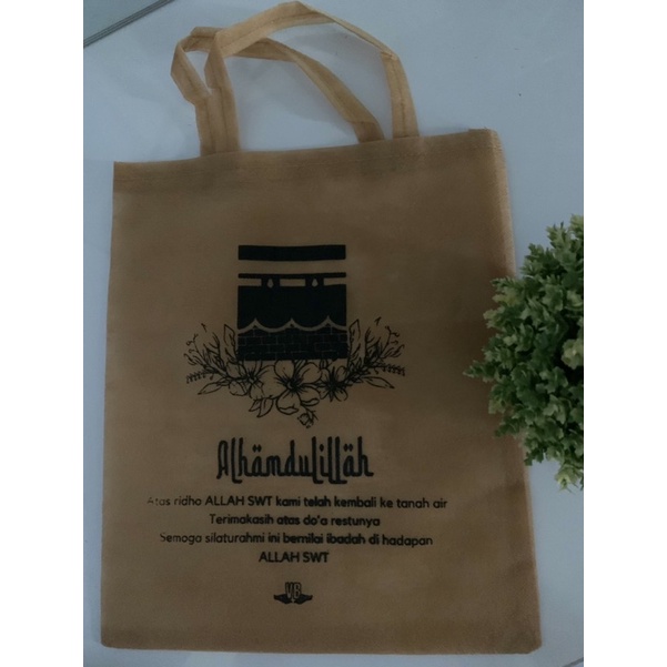 tas untuk diisi oleh-oleh haji umroh